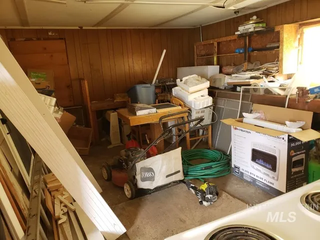 $379,000 | 205 Adams Street West, Huntington, OR 97907