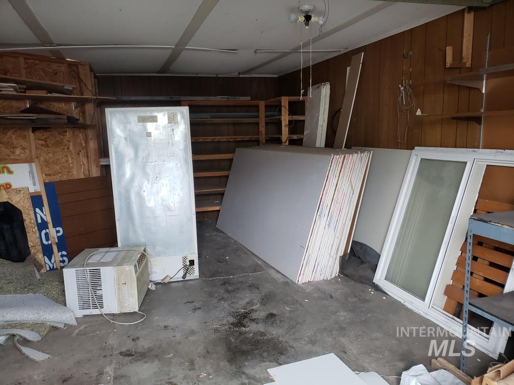 205 Adams Street West Huntington, OR 97907 - Photo 32 of 41