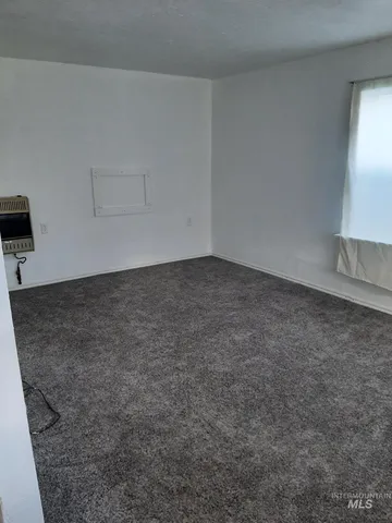 $379,000 | 205 Adams Street West, Huntington, OR 97907