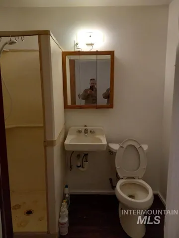 $379,000 | 205 Adams Street West, Huntington, OR 97907