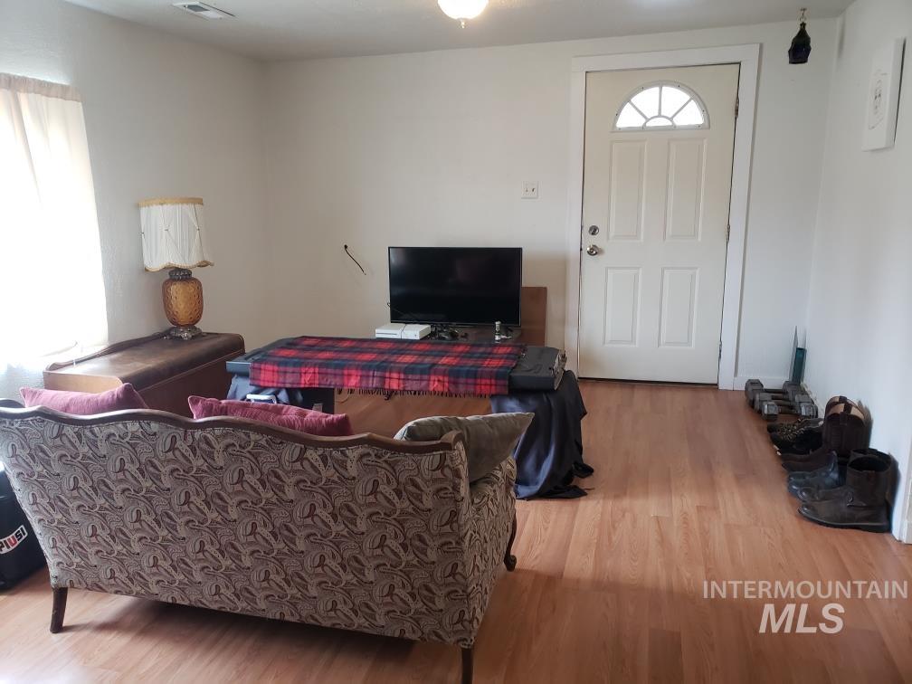 205 Adams Street West Huntington, OR 97907 - Photo 9 of 41