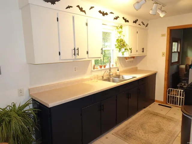 $259,900 | 8170 North Tippecanoe Drive, Walkerton, IN 46574