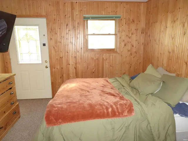 $259,900 | 8170 North Tippecanoe Drive, Walkerton, IN 46574