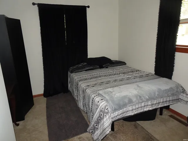 $259,900 | 8170 North Tippecanoe Drive, Walkerton, IN 46574