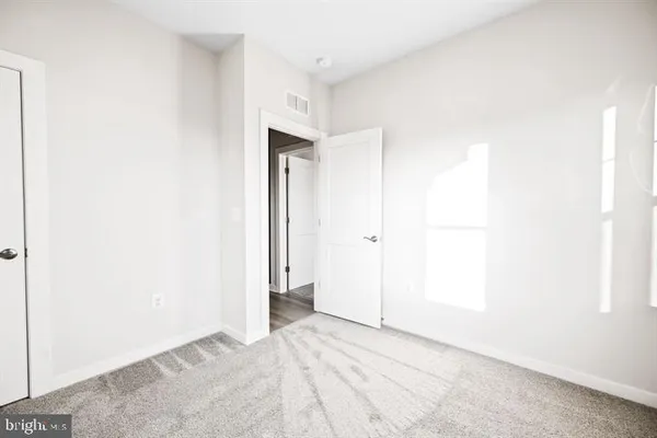 $3,700 | 42508 Invergordon Terrace, Sterling, VA 20166