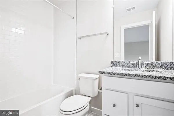 $3,700 | 42508 Invergordon Terrace, Sterling, VA 20166