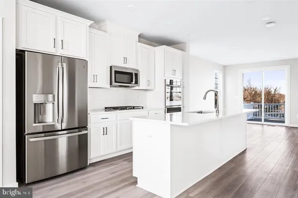 $3,700 | 42508 Invergordon Terrace, Sterling, VA 20166