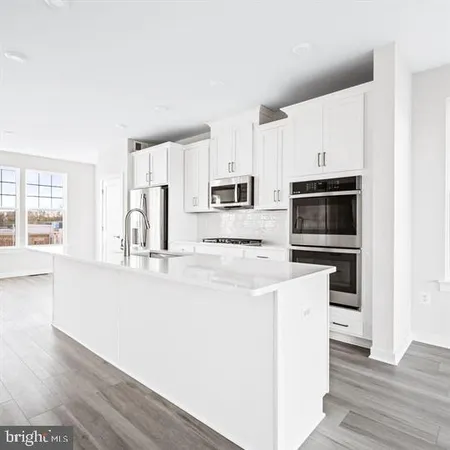 $3,700 | 42508 Invergordon Terrace, Sterling, VA 20166