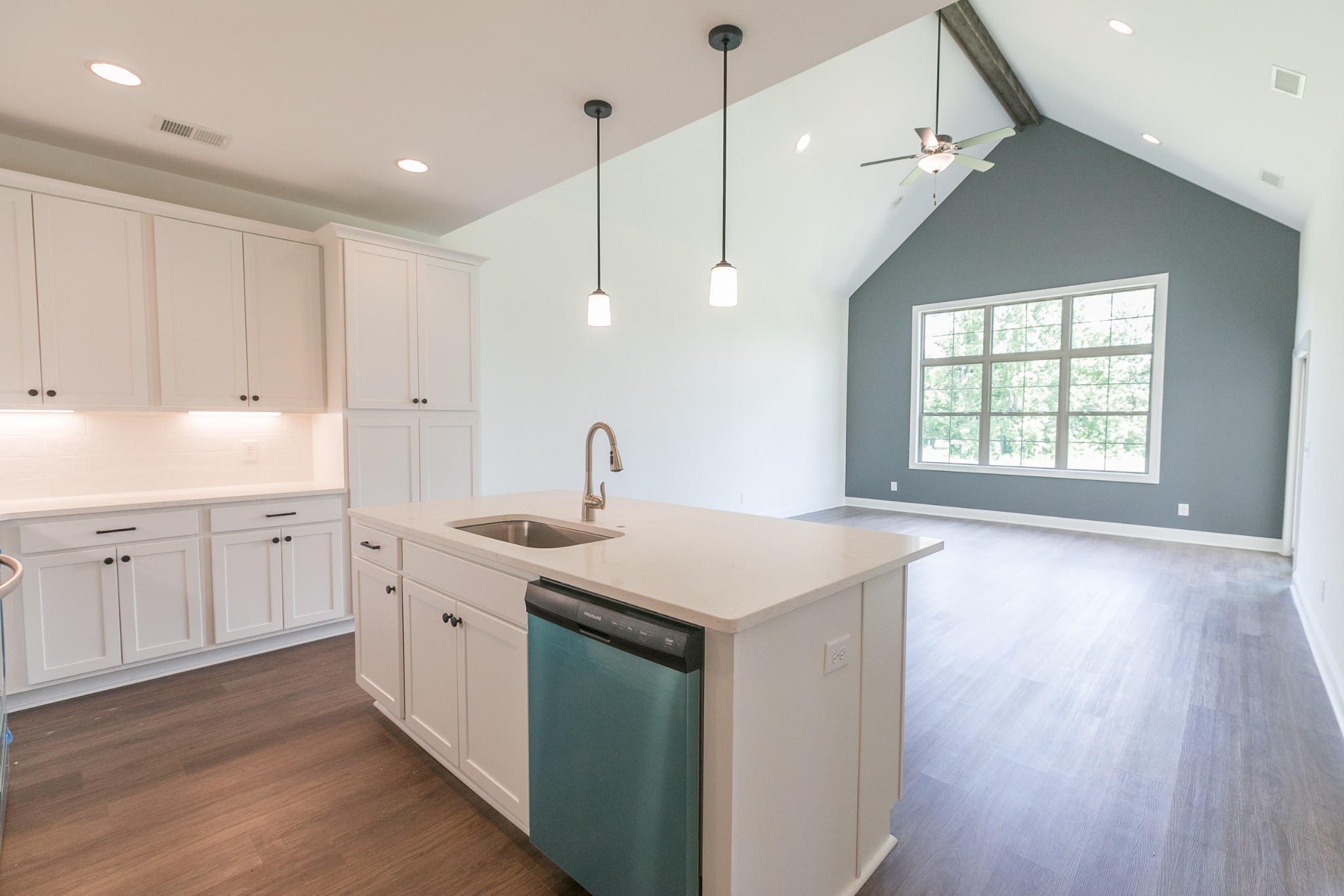 417 Foxrun Run West Springfield, TN 37172 - Photo 23 of 49 a kitchen with a sink a window and cabinets