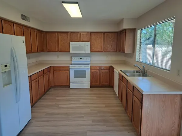 $2,300 | 1443 East Vaughn Avenue, Gilbert, AZ 85234