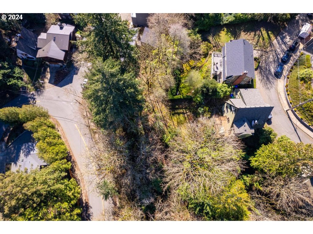 Southwest Fairview Boulevard Portland, OR 97205 - Photo 8 of 19 Gallery Image 8