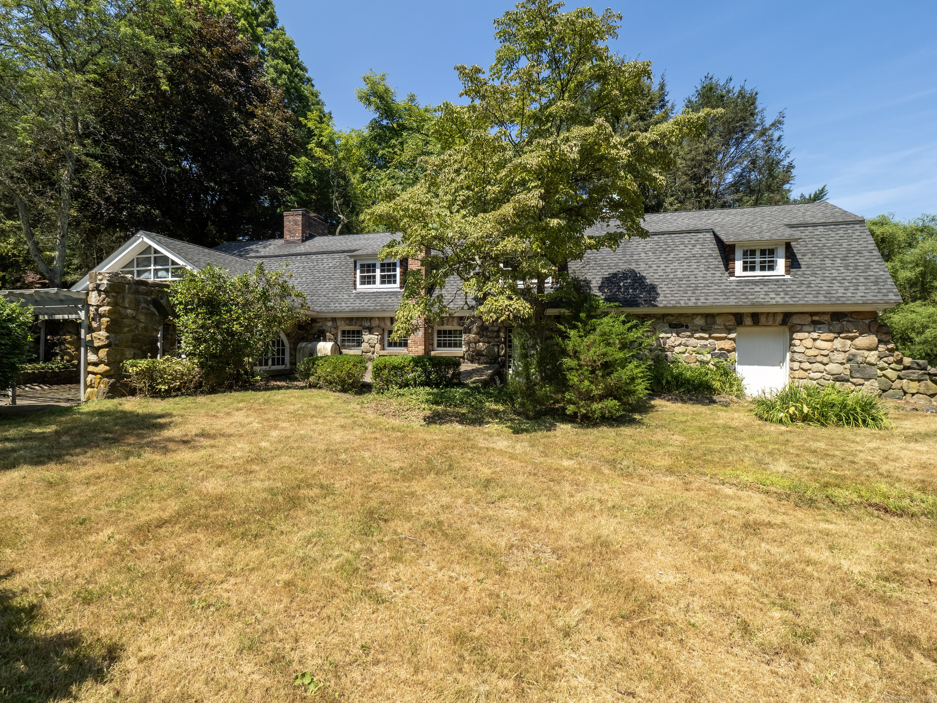 47 Larkspur Road Stamford, CT 06903 - Photo 1 of 1 Gallery Image 1