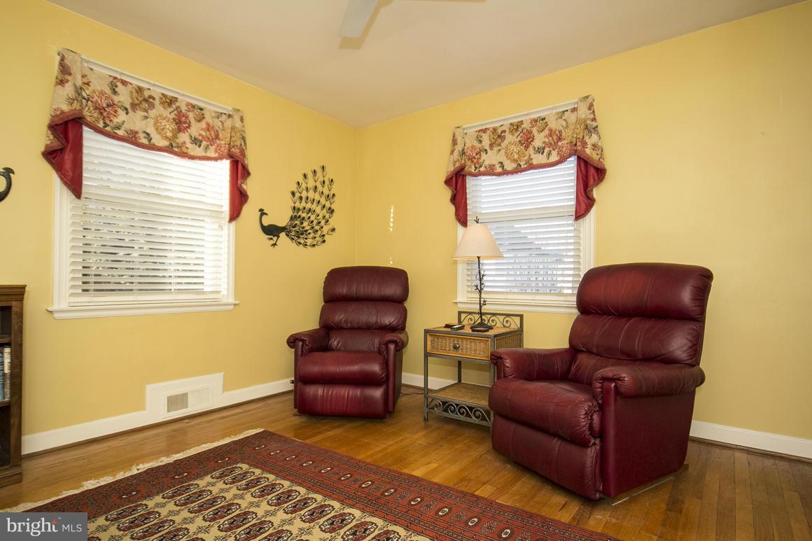 7818 Highpoint Road Baltimore, MD 21234 - Photo 12 of 30 Den