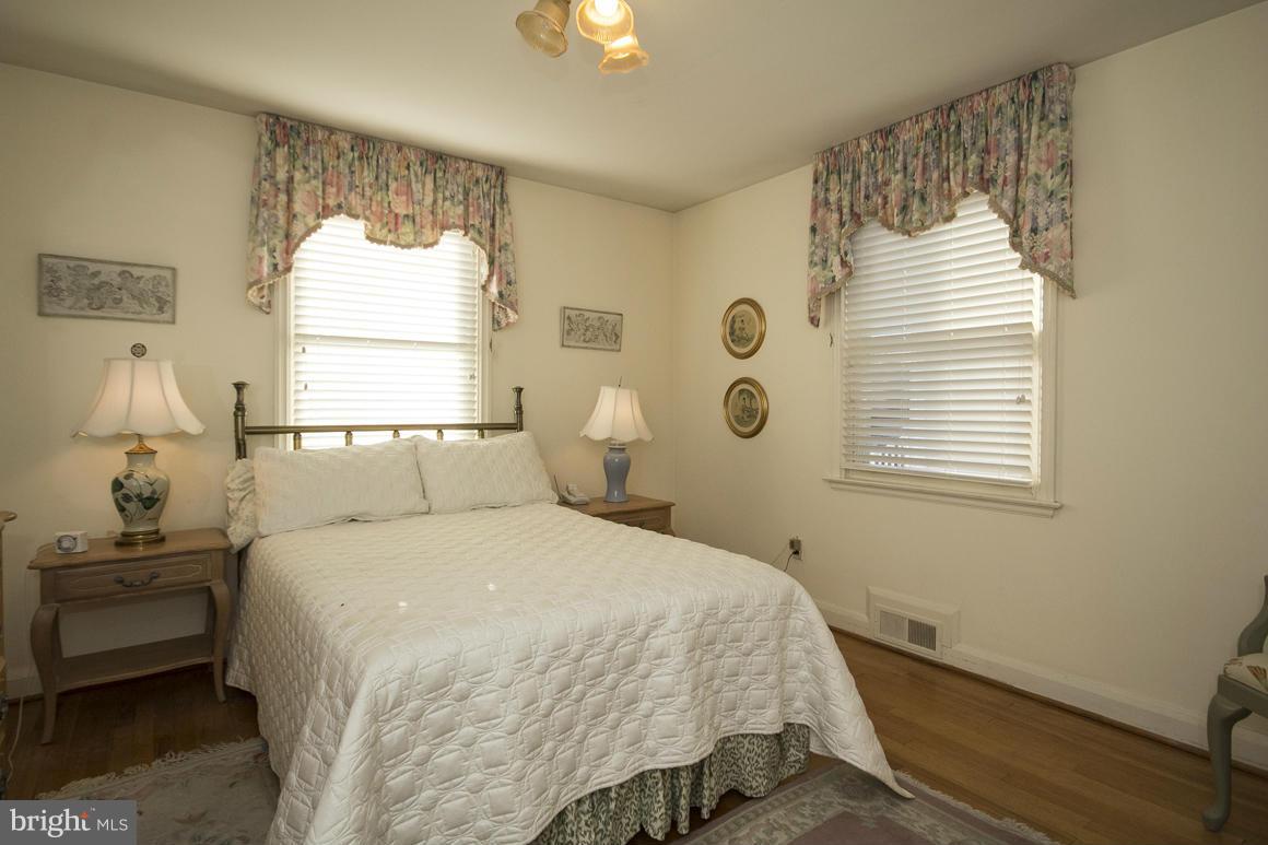 7818 Highpoint Road Baltimore, MD 21234 - Photo 17 of 30 Bedroom (Master)