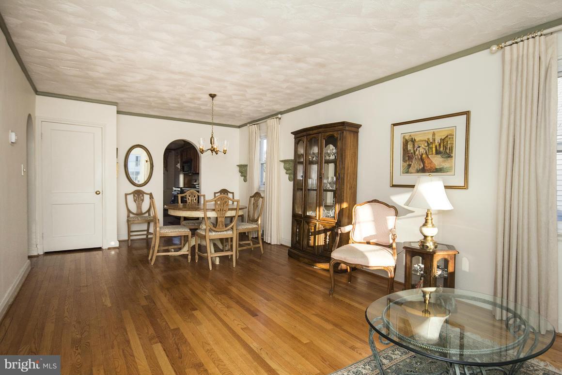 Living room / Dining Room combo