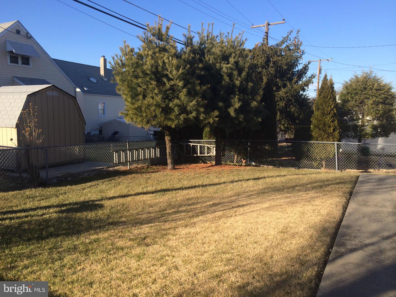 7818 Highpoint Road Baltimore, MD 21234 - Photo 29 of 30 Rear Yard