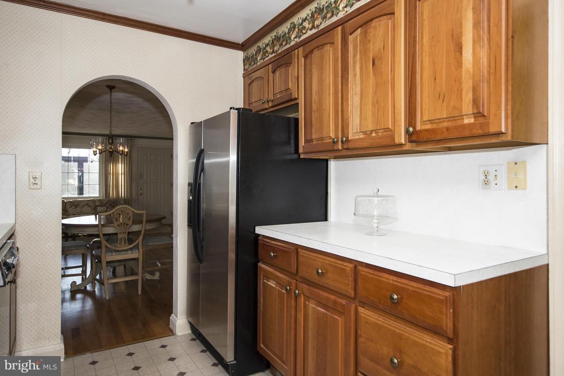 7818 Highpoint Road Baltimore, MD 21234 - Photo 10 of 30 Kitchen