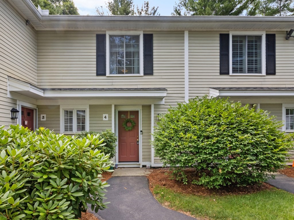 8 Nancy Road, Unit 4 Easton, MA 02375 - Photo 1 of 17 Gallery Image 1