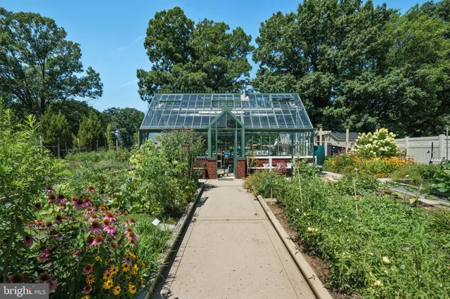 $340,000 | 2019 Windrow Drive, Princeton, NJ 08540