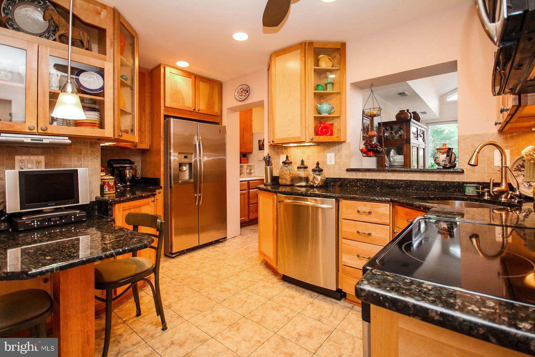 4609 19th Road North Arlington, VA 22207 - Photo 15 of 25 Kitchen w/GE Profile S/S Appliances