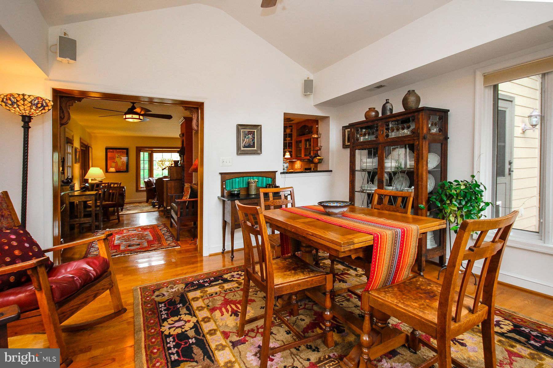 4609 19th Road North Arlington, VA 22207 - Photo 20 of 25 Sun/Family room w/Cathedral Ceiling