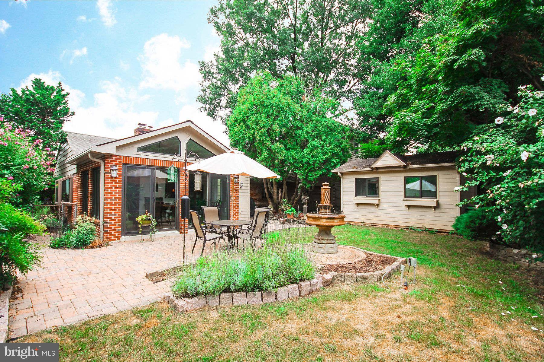 4609 19th Road North Arlington, VA 22207 - Photo 23 of 25 A Relaxing Retreat!