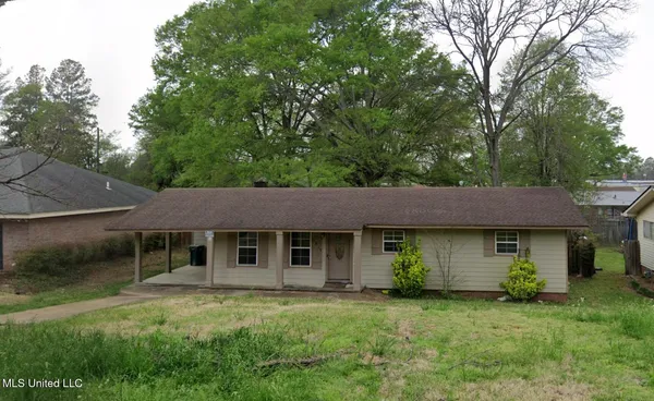 $160,000 | 1815 Woodlawn Avenue, Yazoo City, MS 39194