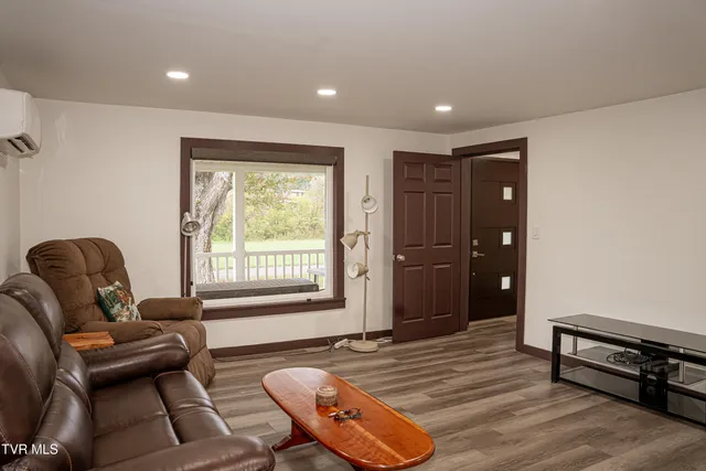 $319,900 | 1405 Lick Hollow Road, Greeneville, TN 37743