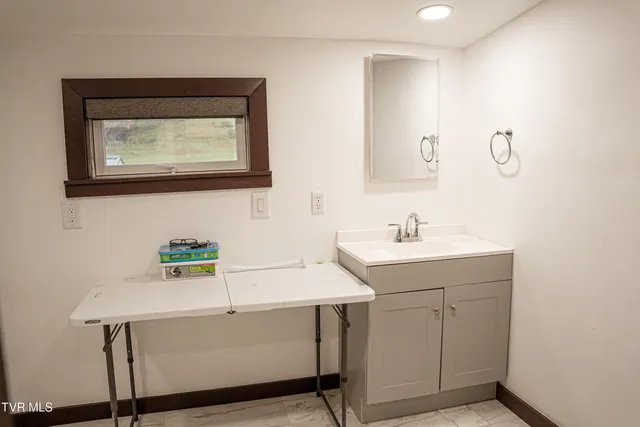 $319,900 | 1405 Lick Hollow Road, Greeneville, TN 37743