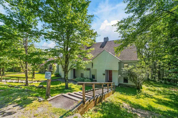 $292,000 | 5 1st Lane, Unit 1, Wilmington, VT 05363