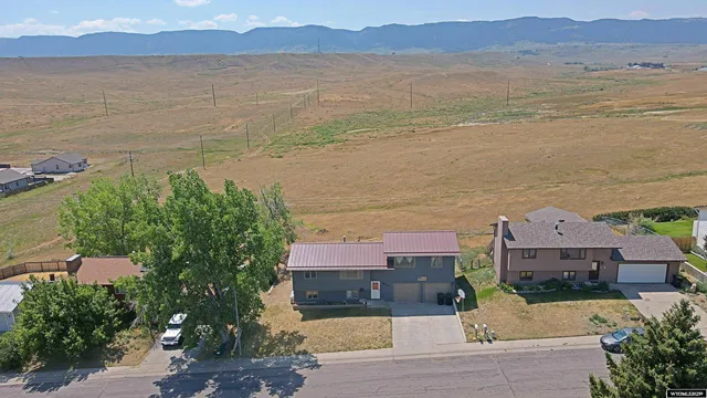 $325,000 | 2111 East 24th Street, Casper, WY 82601