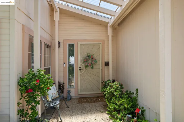 $289,000 | 12730 Tulip Court, Unit 8, Sonora, CA 95370