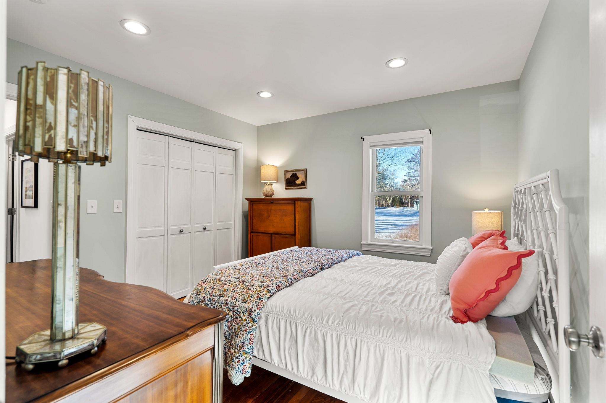 74 College Road Stratham, NH 03885 - Photo 15 of 29