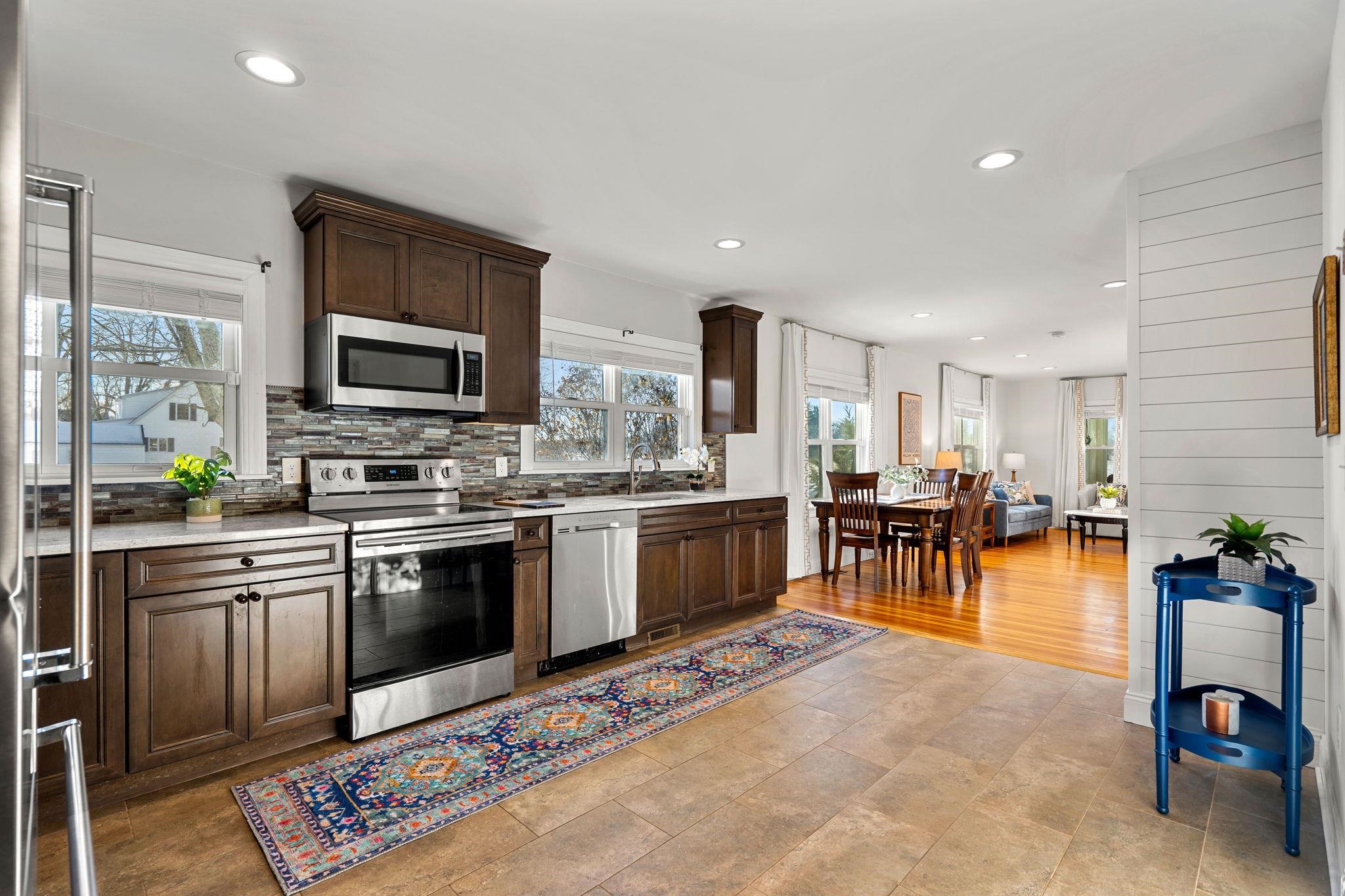 74 College Road Stratham, NH 03885 - Photo 8 of 29