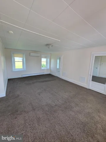 $2,000 | 1022 Gravel Pike, Palm, PA 18070