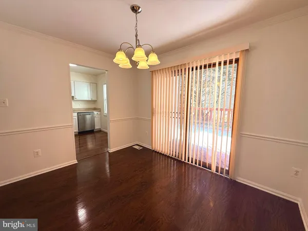 $2,500 | 5726 Edgewater Oak Court, Burke, VA 22015