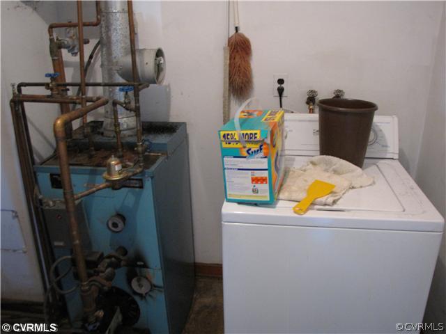 303 Meadowspring Road Richmond, VA 23223 - Photo 7 of 10 Laundry