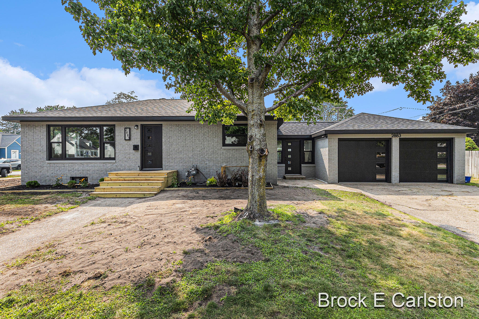 2883 Dawes Road Muskegon, MI 49441 - Photo 1 of 35 IMG_9406
