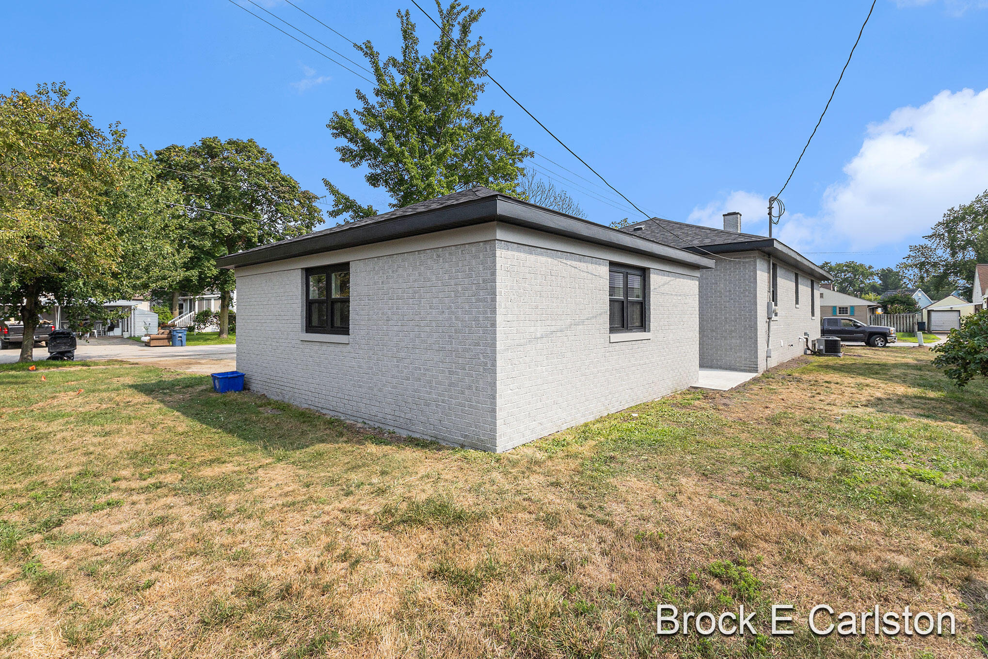 2883 Dawes Road Muskegon, MI 49441 - Photo 7 of 35 IMG_9396
