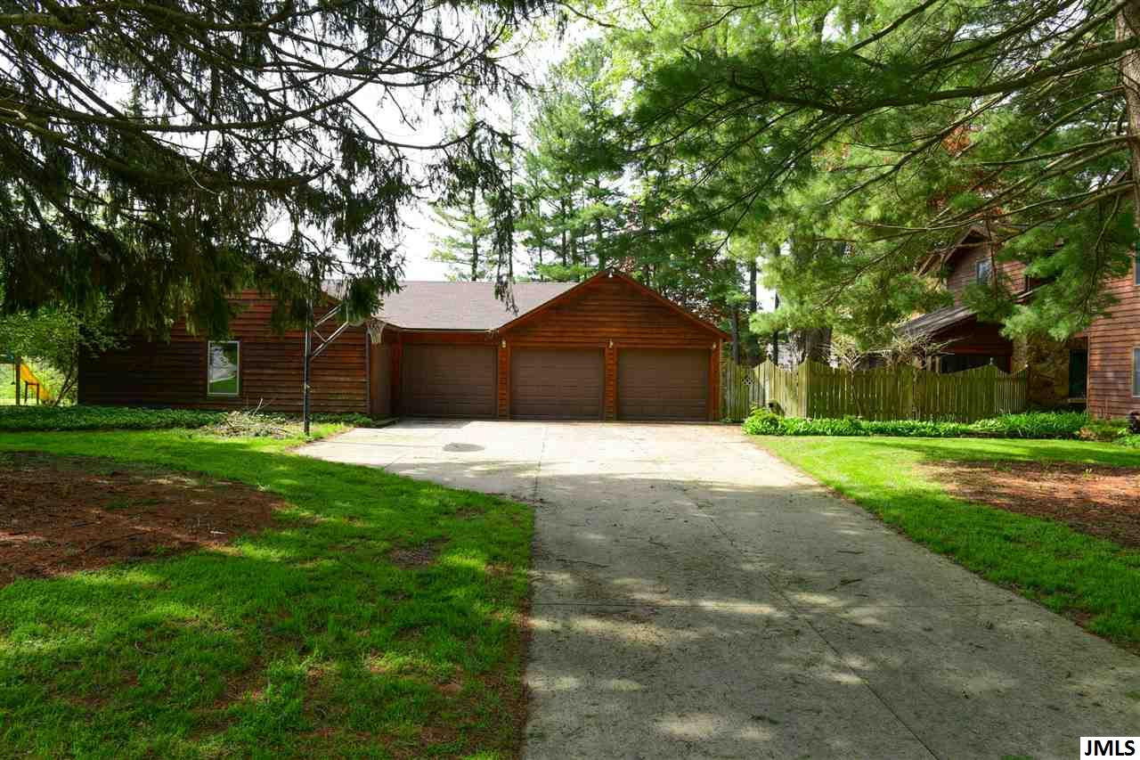 3909 Stonewall Road Jackson, MI 49203 - Photo 3 of 36 Photo 3