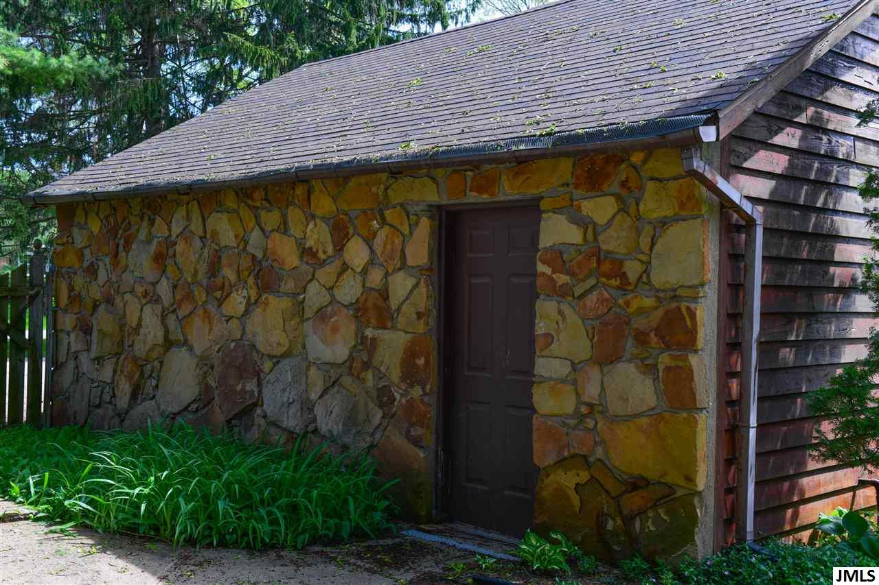 3909 Stonewall Road Jackson, MI 49203 - Photo 8 of 36 Photo 8