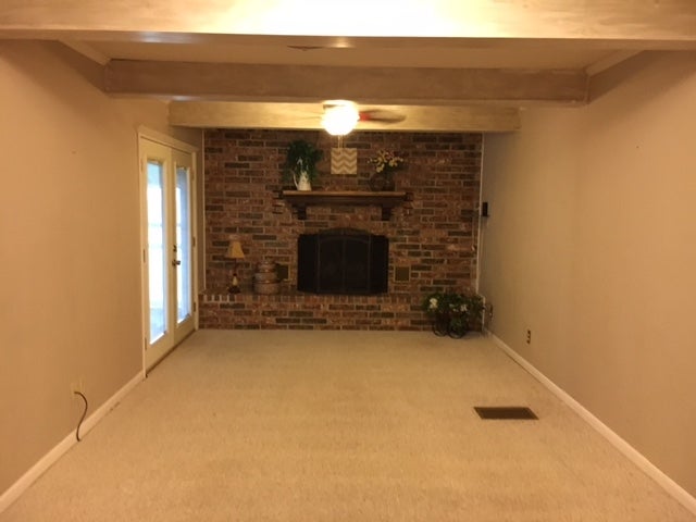 617 Noble Street Perry, OK 73077 - Photo 10 of 23 Gallery Image 10