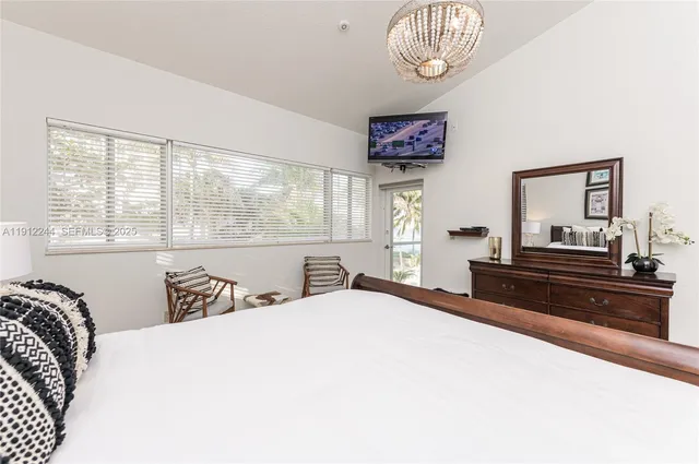 $20,000 | 302 Balboa Street, Hollywood, FL 33019