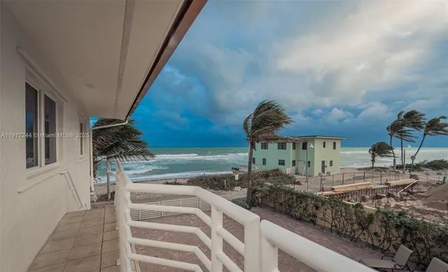 $20,000 | 302 Balboa Street, Hollywood, FL 33019