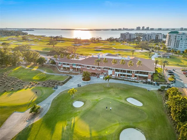 $339,000 | 220 Belleview Boulevard, Unit 804, Belleair, FL 33756