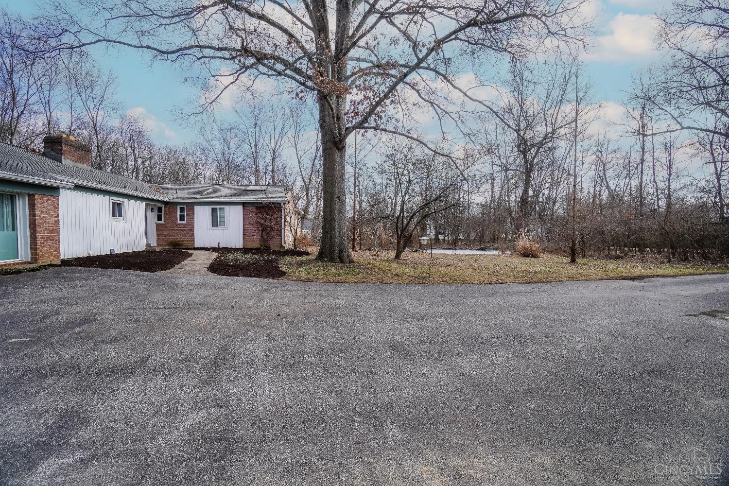 6300 Salem Road Cincinnati, OH 45230 - Photo 2 of 50
