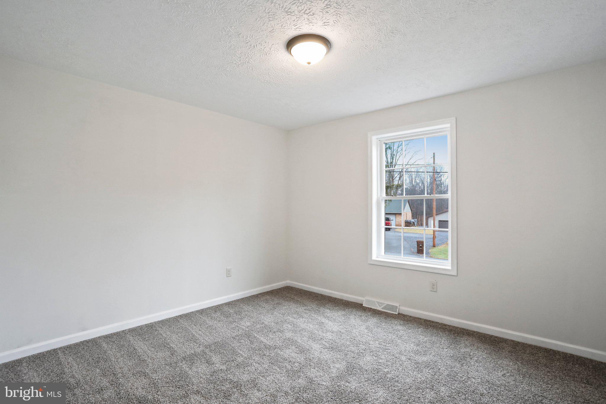 794 Forest Road Chambersburg, PA 17202 - Photo 16 of 33