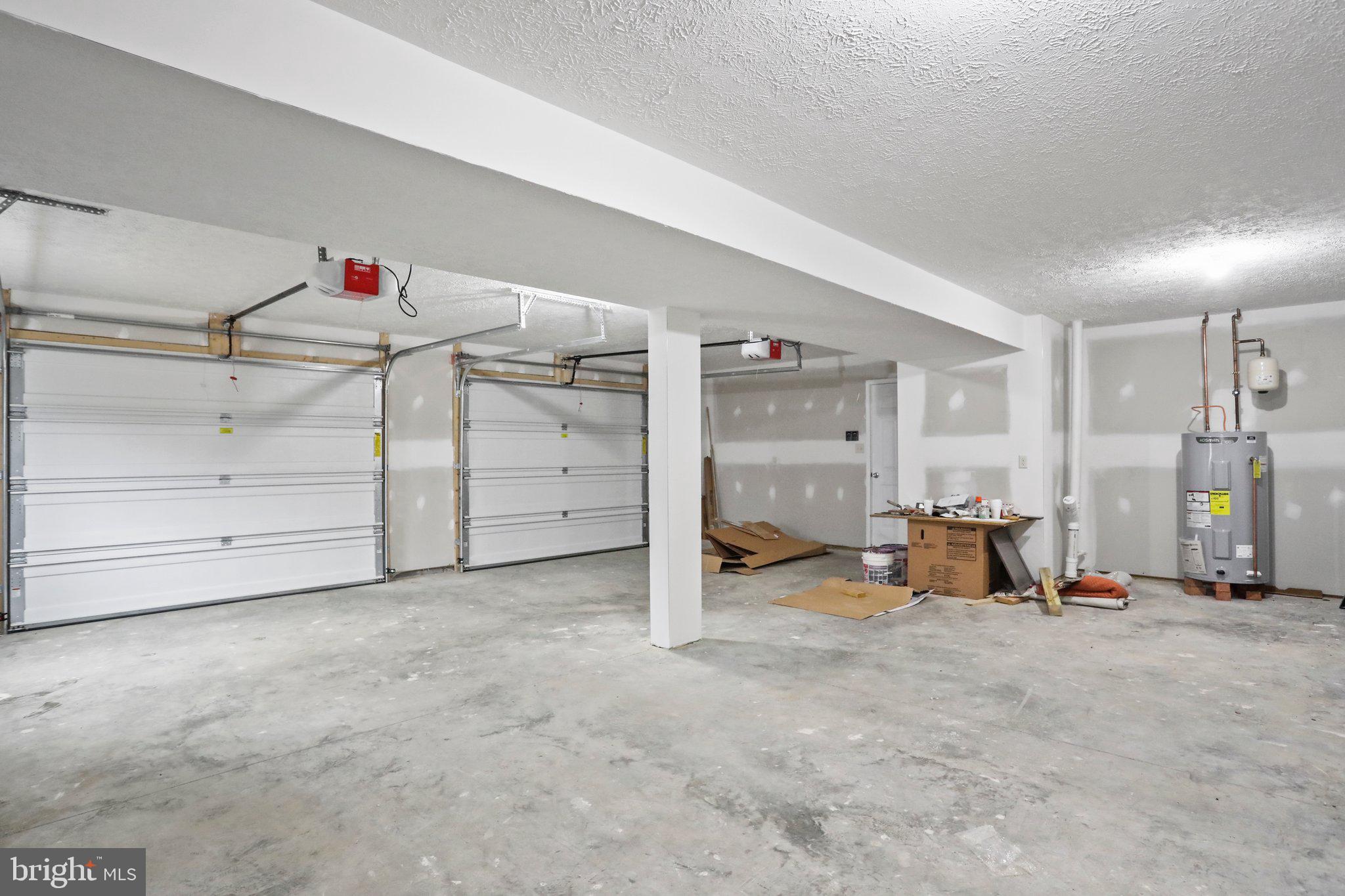 794 Forest Road Chambersburg, PA 17202 - Photo 22 of 33 garage