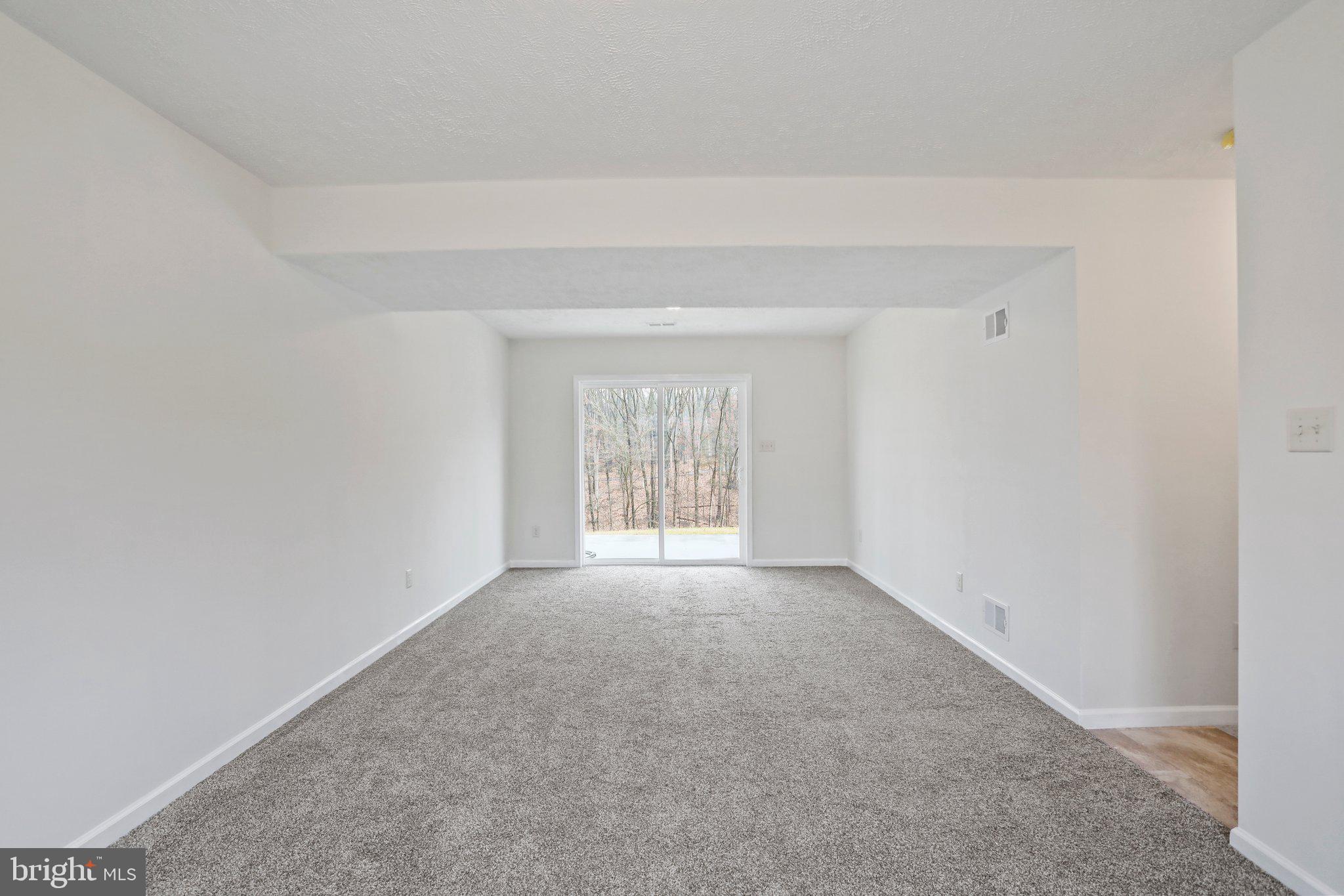 794 Forest Road Chambersburg, PA 17202 - Photo 25 of 33 family room
