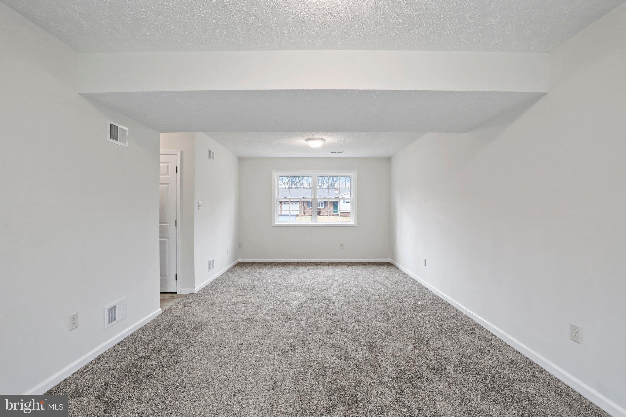 794 Forest Road Chambersburg, PA 17202 - Photo 26 of 33 family room